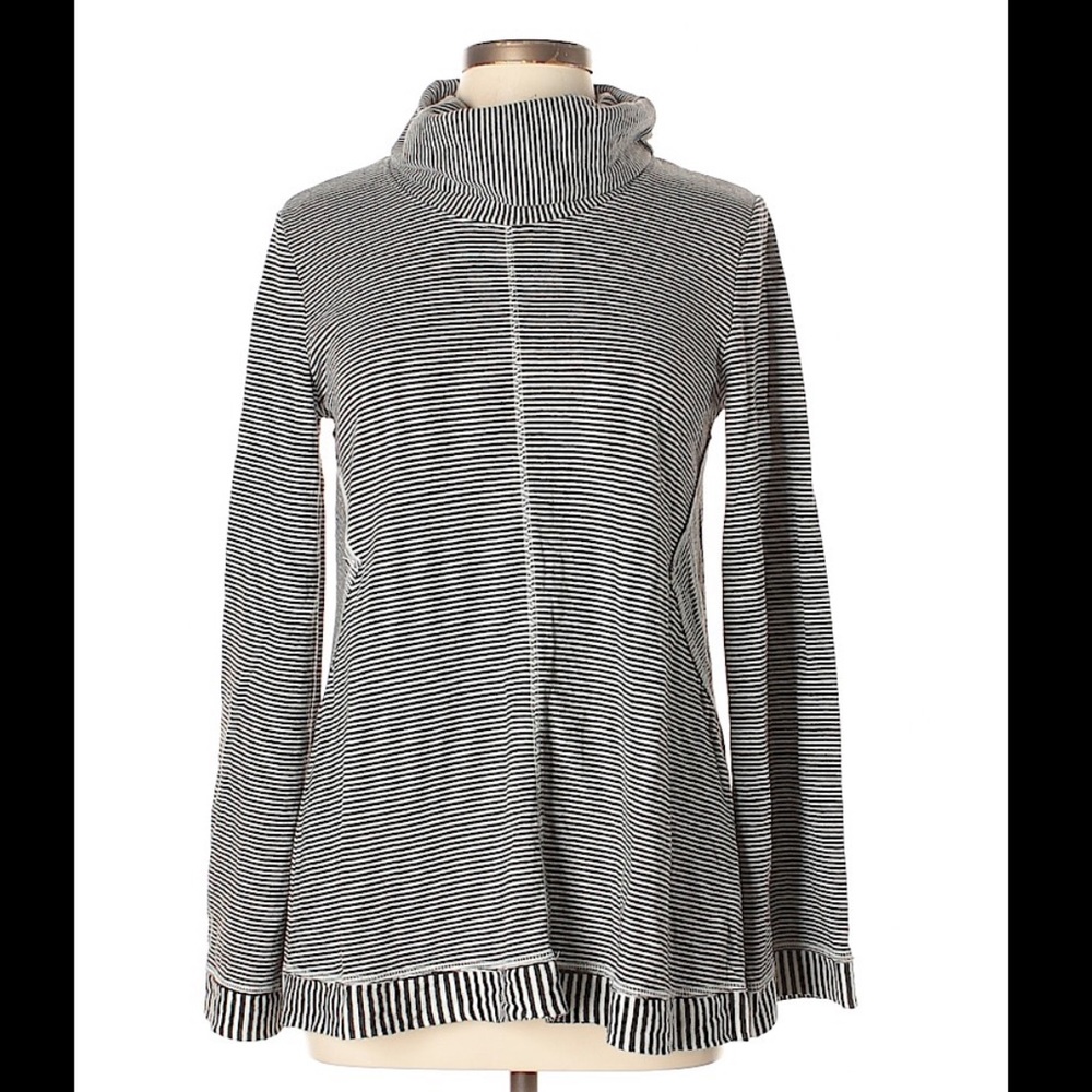 ⬇️$30 Anthropology Maeve Striped T-neck Sweater
